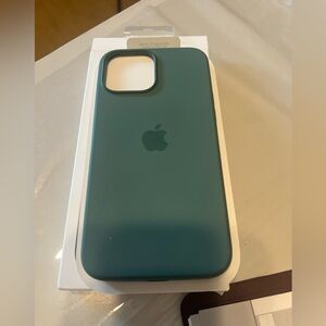 iPhone 13 Pro Max case bought it for my partner but he doesn’t like the color!